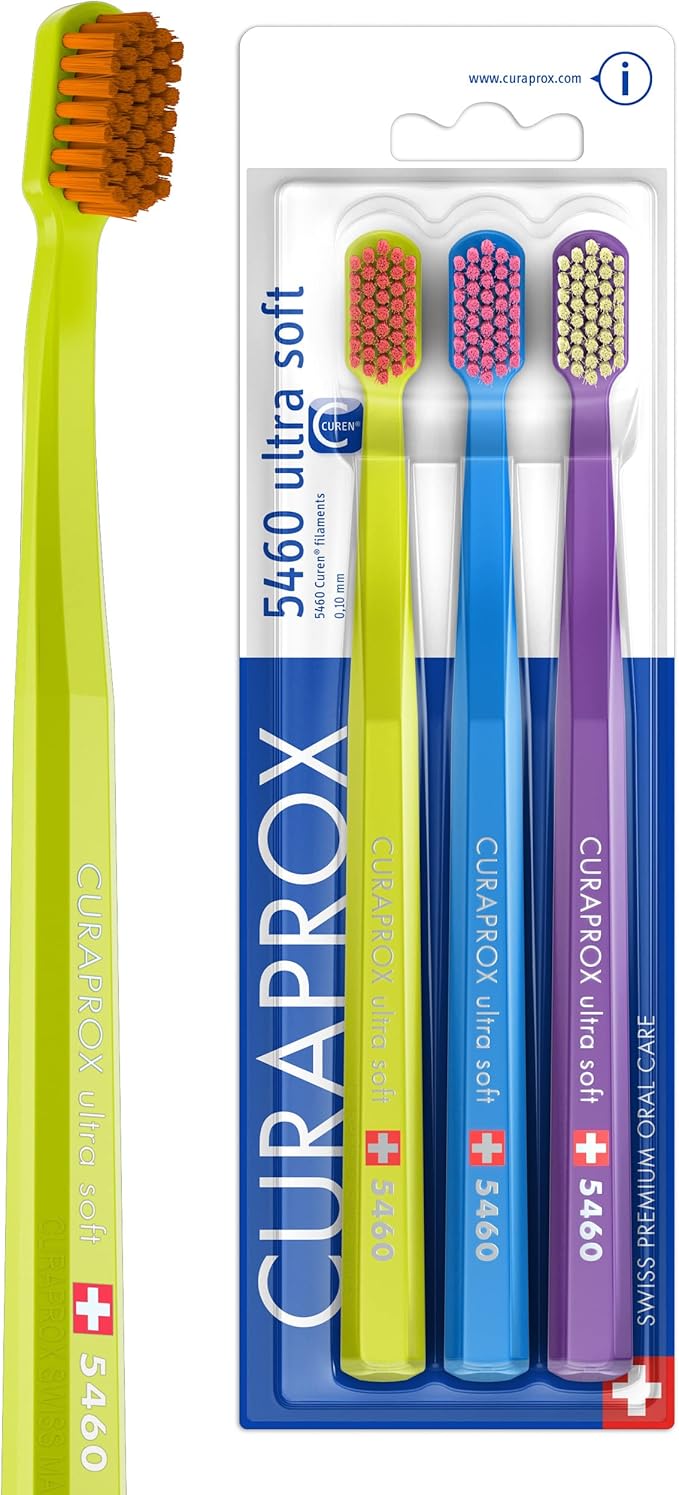 Curaprox Set de brosse à dents CS 5460 - Lot de 3 brosses à dents manuelles pour adultes 5460 Ultra Soft avec poils CUREN super doux - Vert, Bleu, Violet