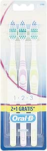 Oral-B Brosse à dents Manuelle Moyenne, 3 pièces, Couleurs Assorties