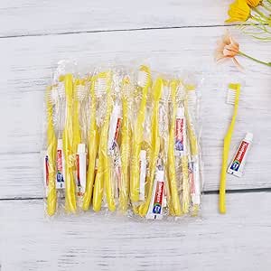 Brosse à Dents de Voyage,150 pièces Creux Jaune Brosse à Dents Hôtel Emballés Individuellement Manuelle Brosse à Dents Jetable Avec Dentifrice pour Adultes,Sans-abri,Association Caritative